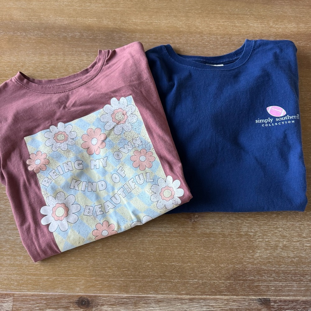 Two tees - Picture 2 of 9